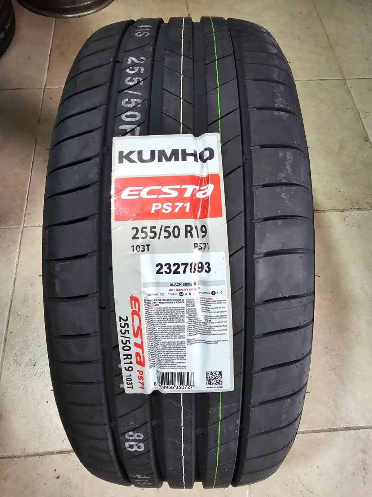 Kumho 255/50 R19