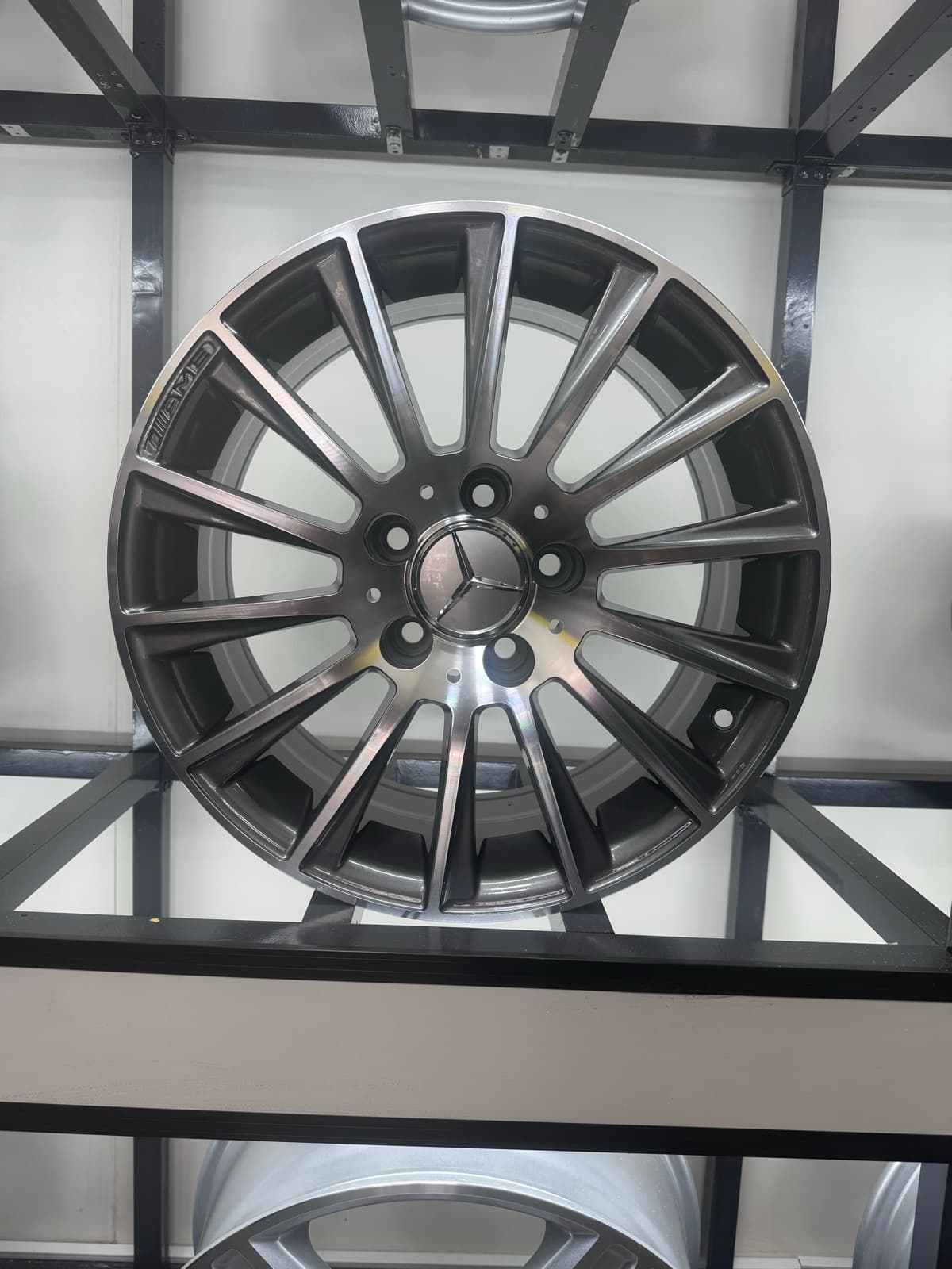 Mercedes-Benz AMG Rims 18"