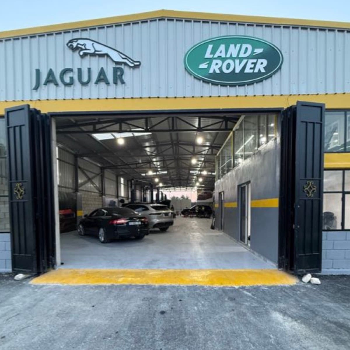 Harmouch JLR