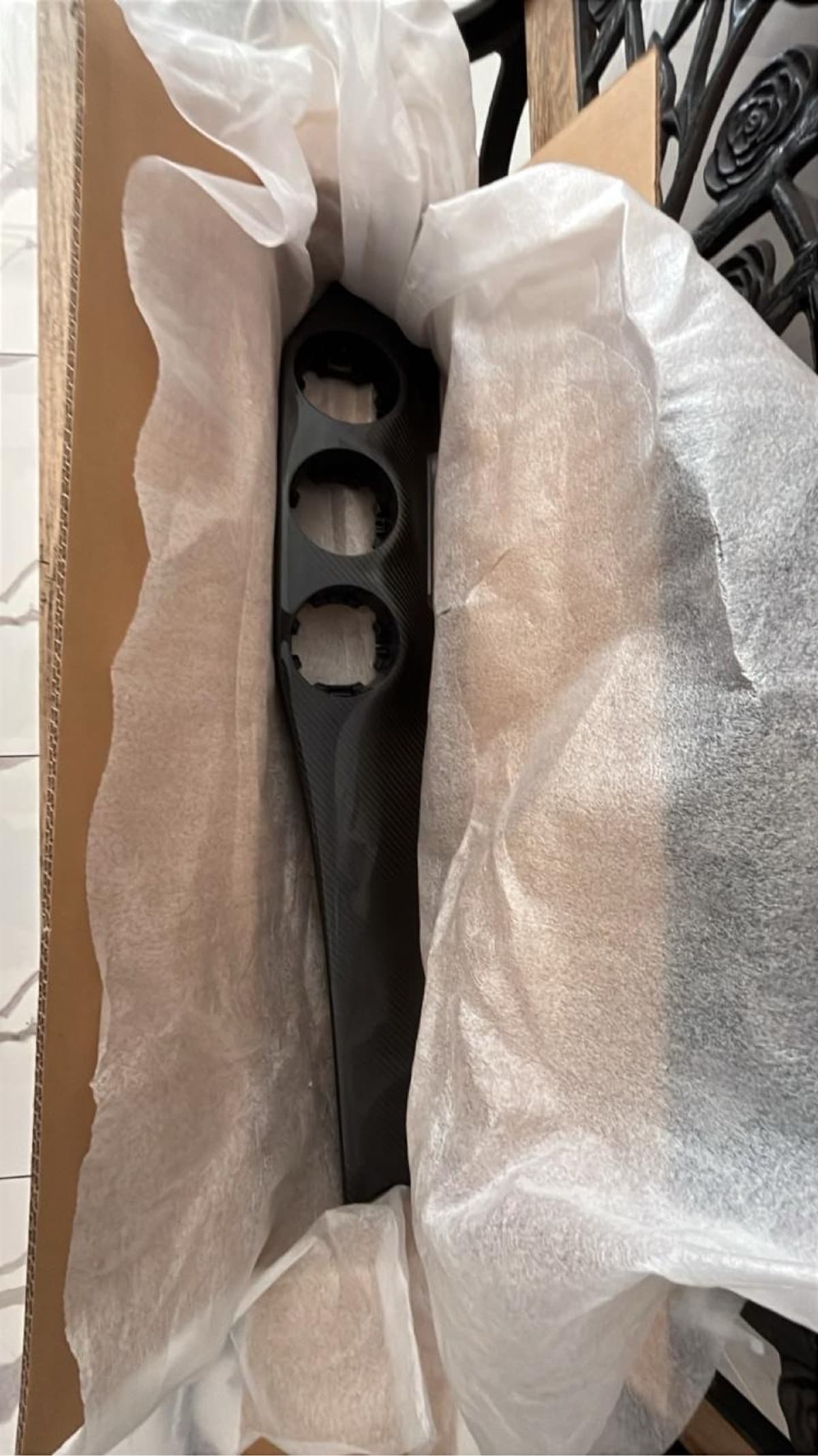 dashboard/center console carbon fibre