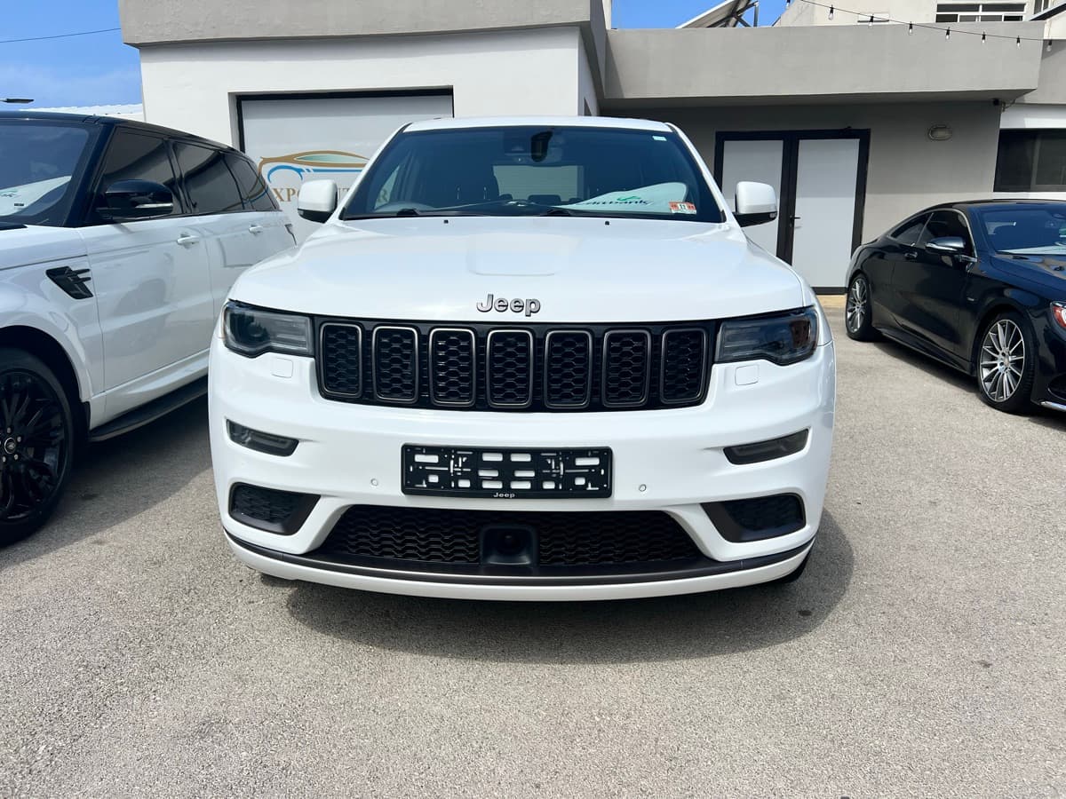 Jeep Grand Cherokee high altitude