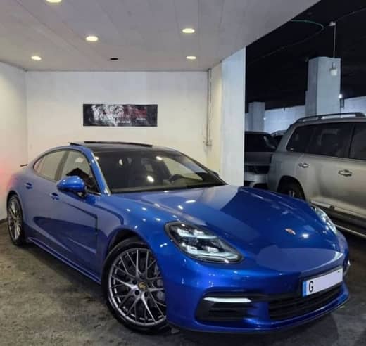 Porsche Panamera 4S