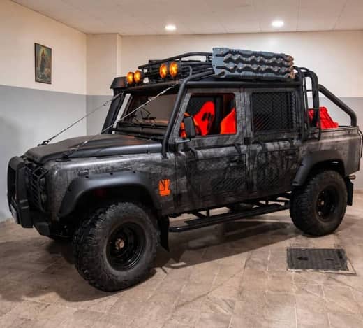 Land Rover Defender