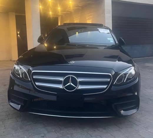 Mercedes-Benz E300 4Matic