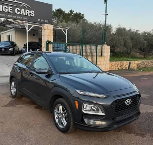 Hyundai Kona SE