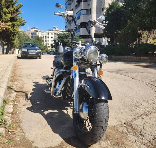 Honda shadow 1100