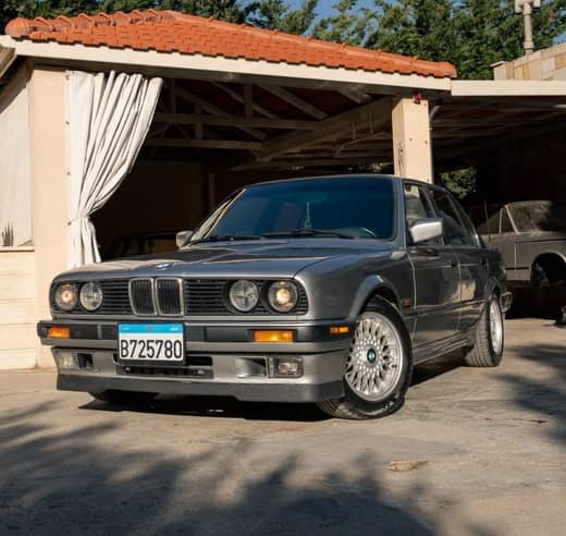 BMW E30 325i