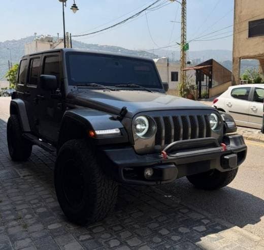 Jeep Wrangler Sahara