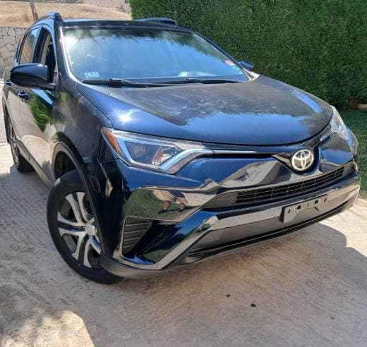 Toyota RAV4 LE