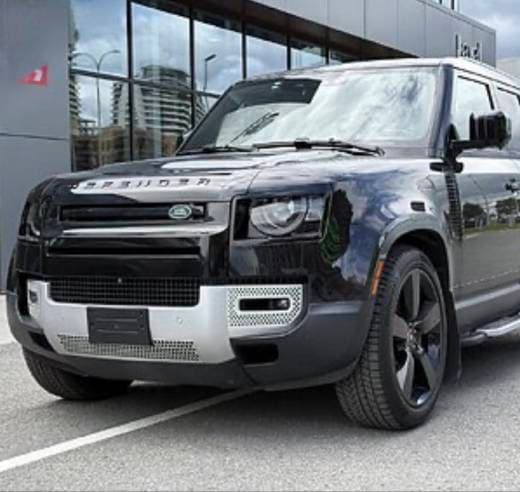 Land Rover Defender 130