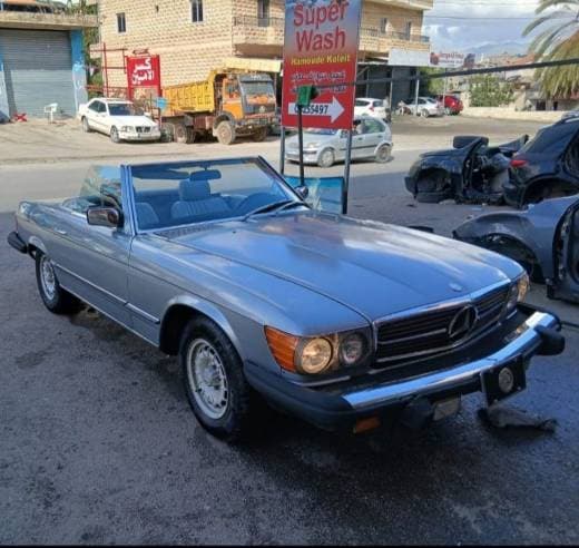 Mercedes-Benz 380SL