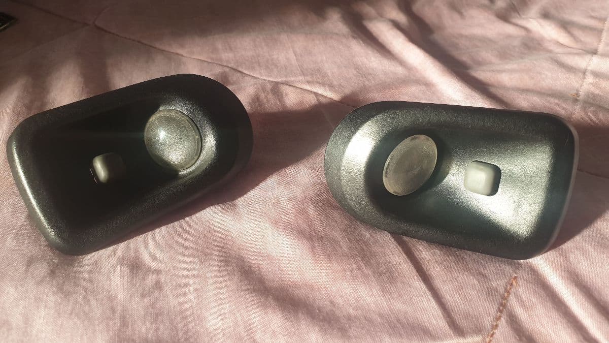 Mercedes-Benz reading light (rear seats) left and right