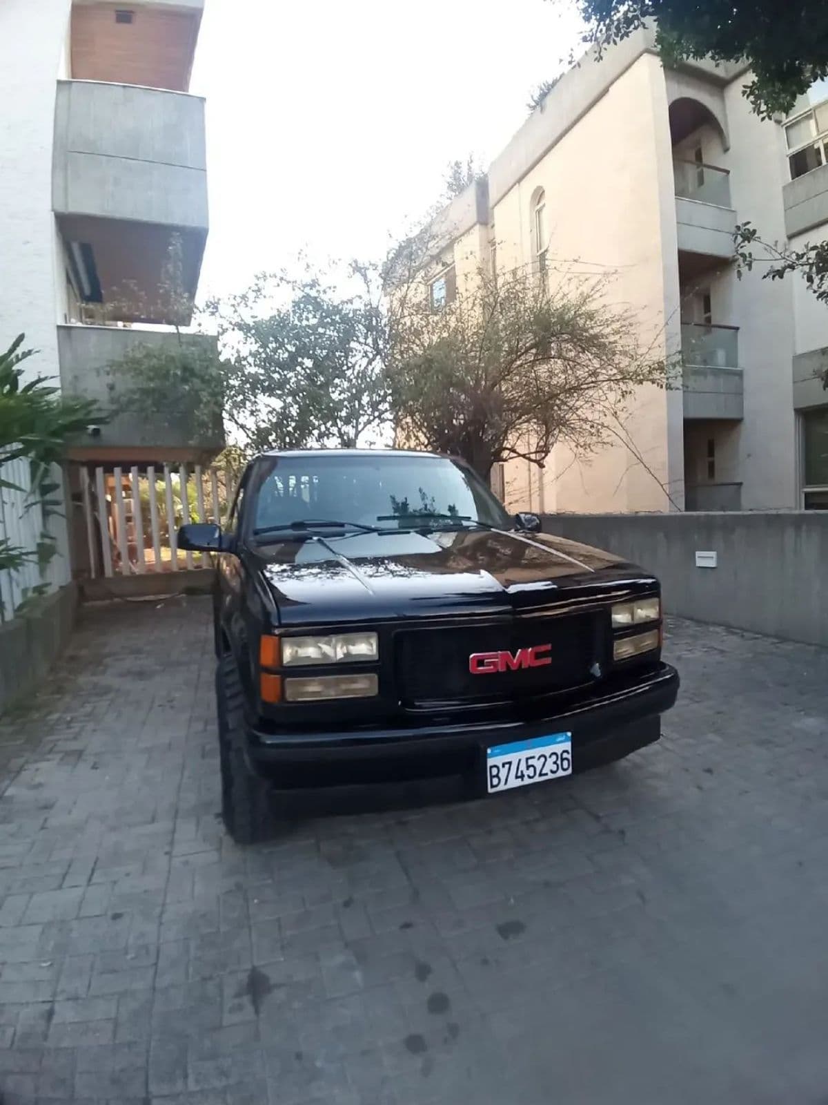 GMC Yukon Coupe