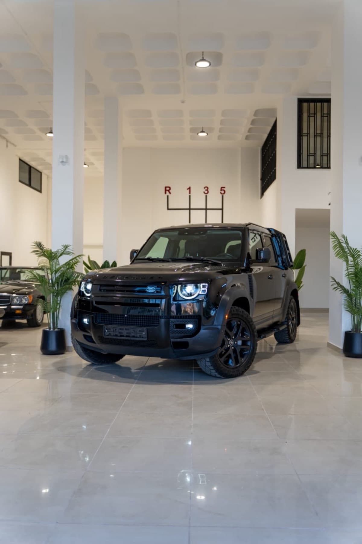 Land Rover Defender 110 P400