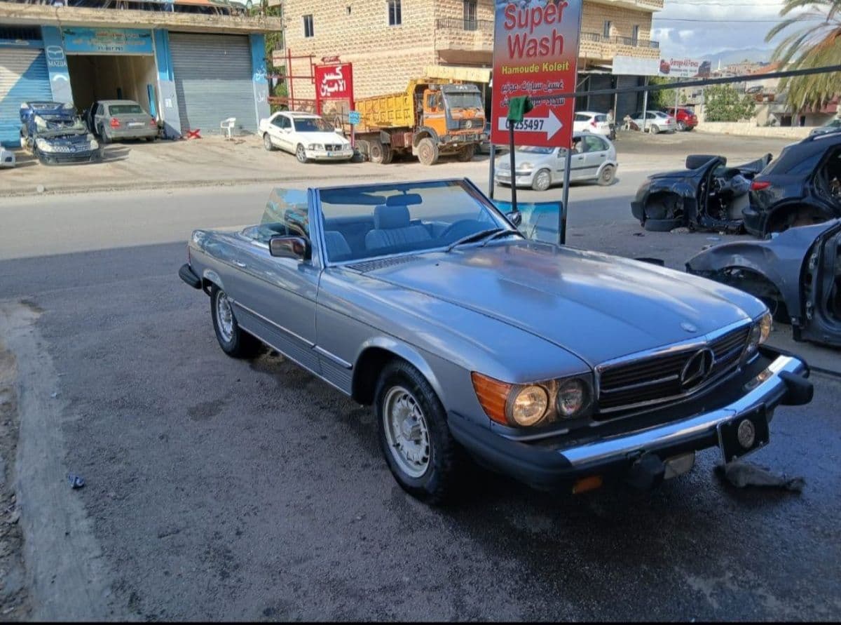 Mercedes-Benz 380SL