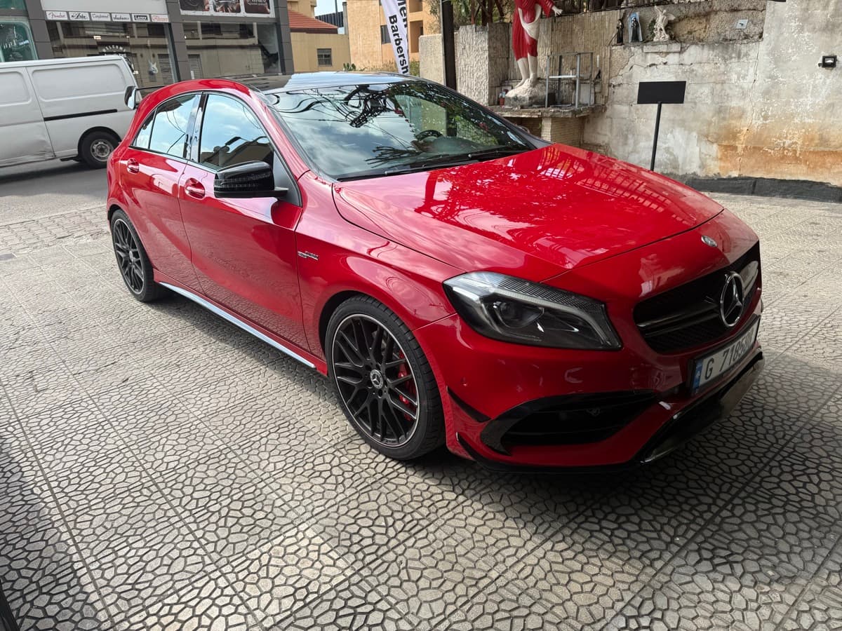 Mercedes-Benz A 45 AMG