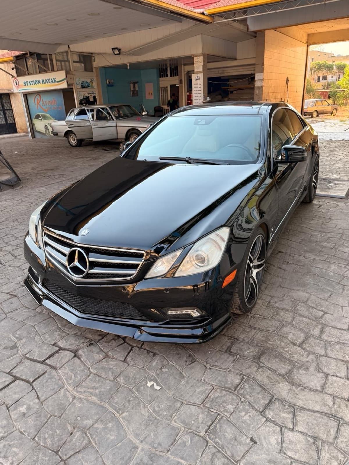 Mercedes-Benz E550 Coupe