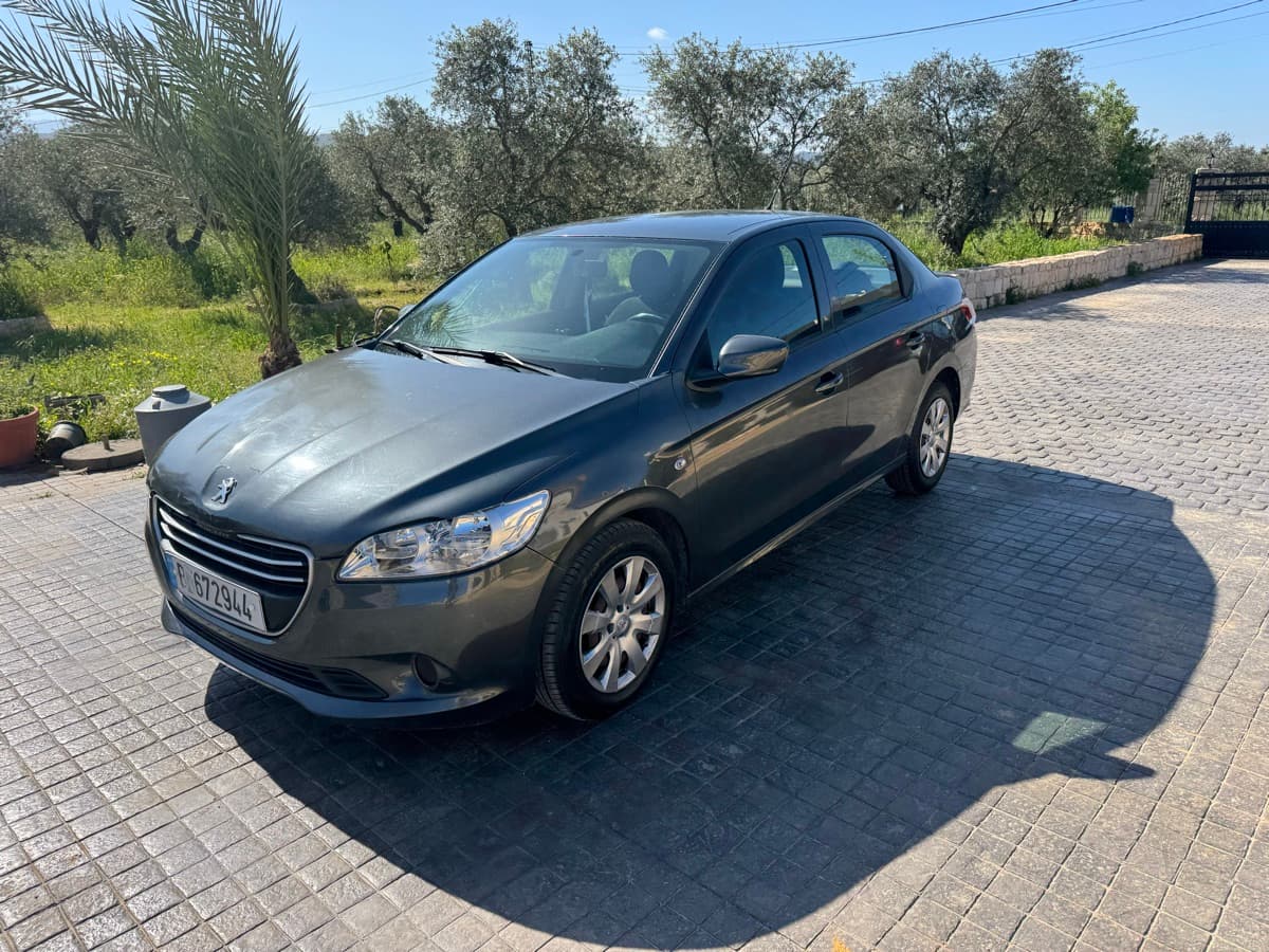Peugeot 301