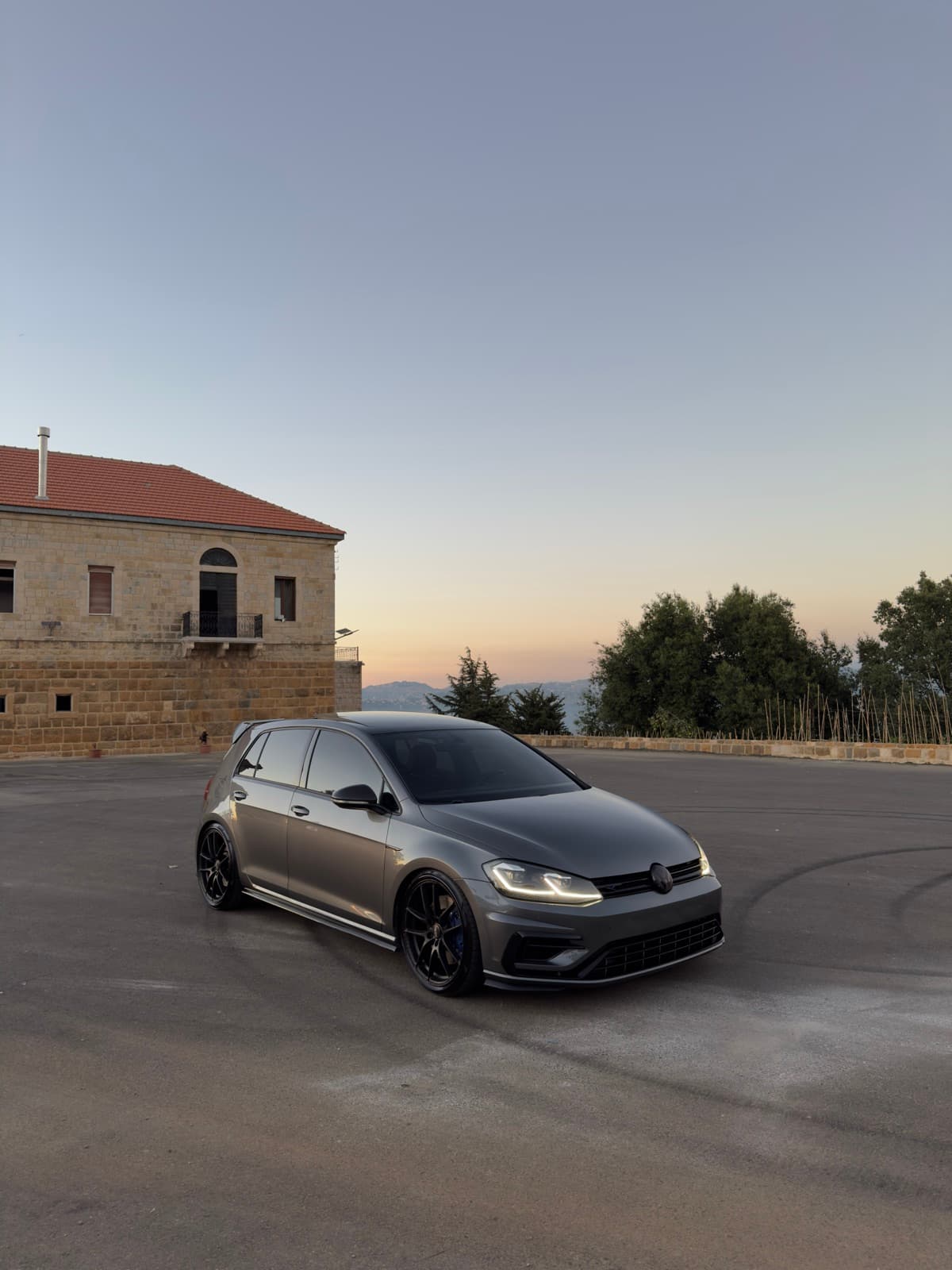 2018 Volkswagen Golf R
