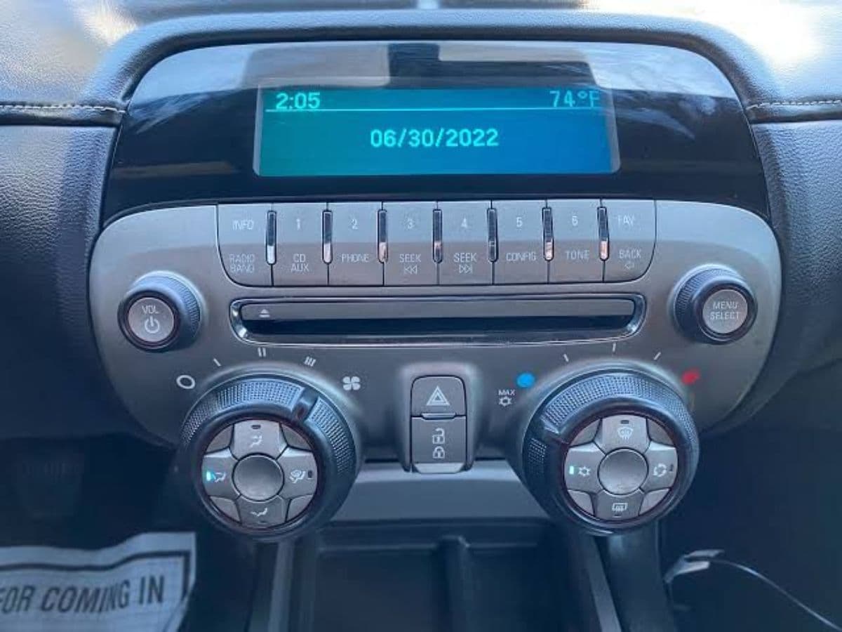 Stereo Camaro 5th gen