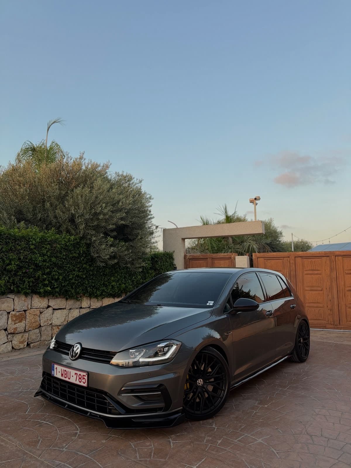 Volkswagen Golf TSi 7.5 R-LINE