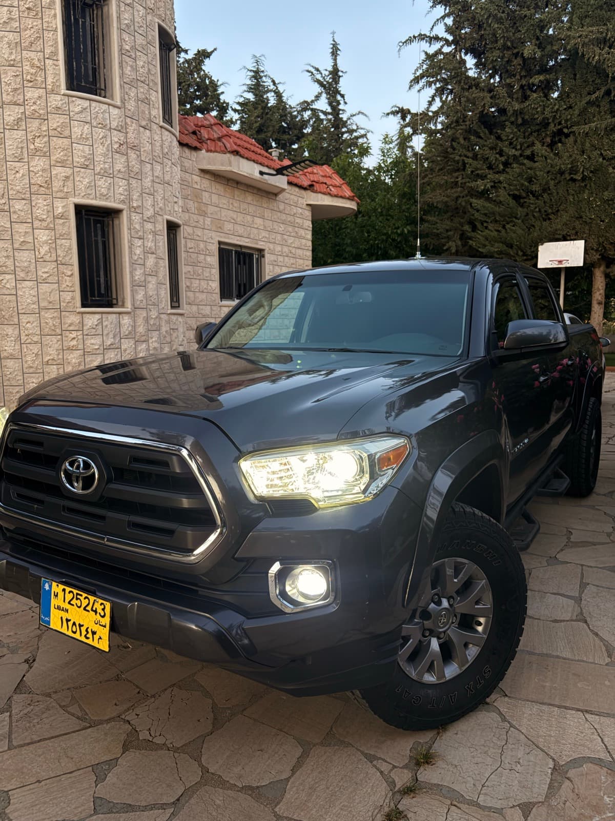 Toyota Tacoma TRD Sport 3.5L V6
