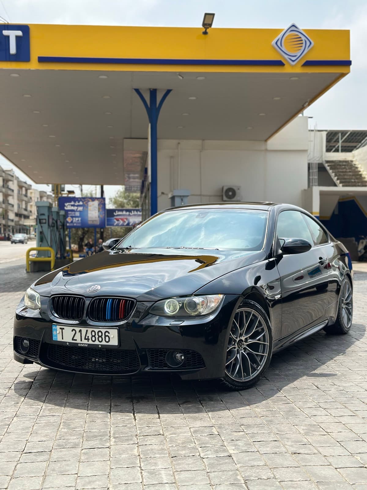BMW 328i