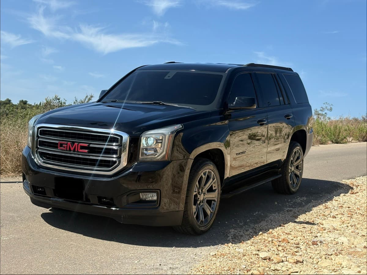 GMC Yukon LT