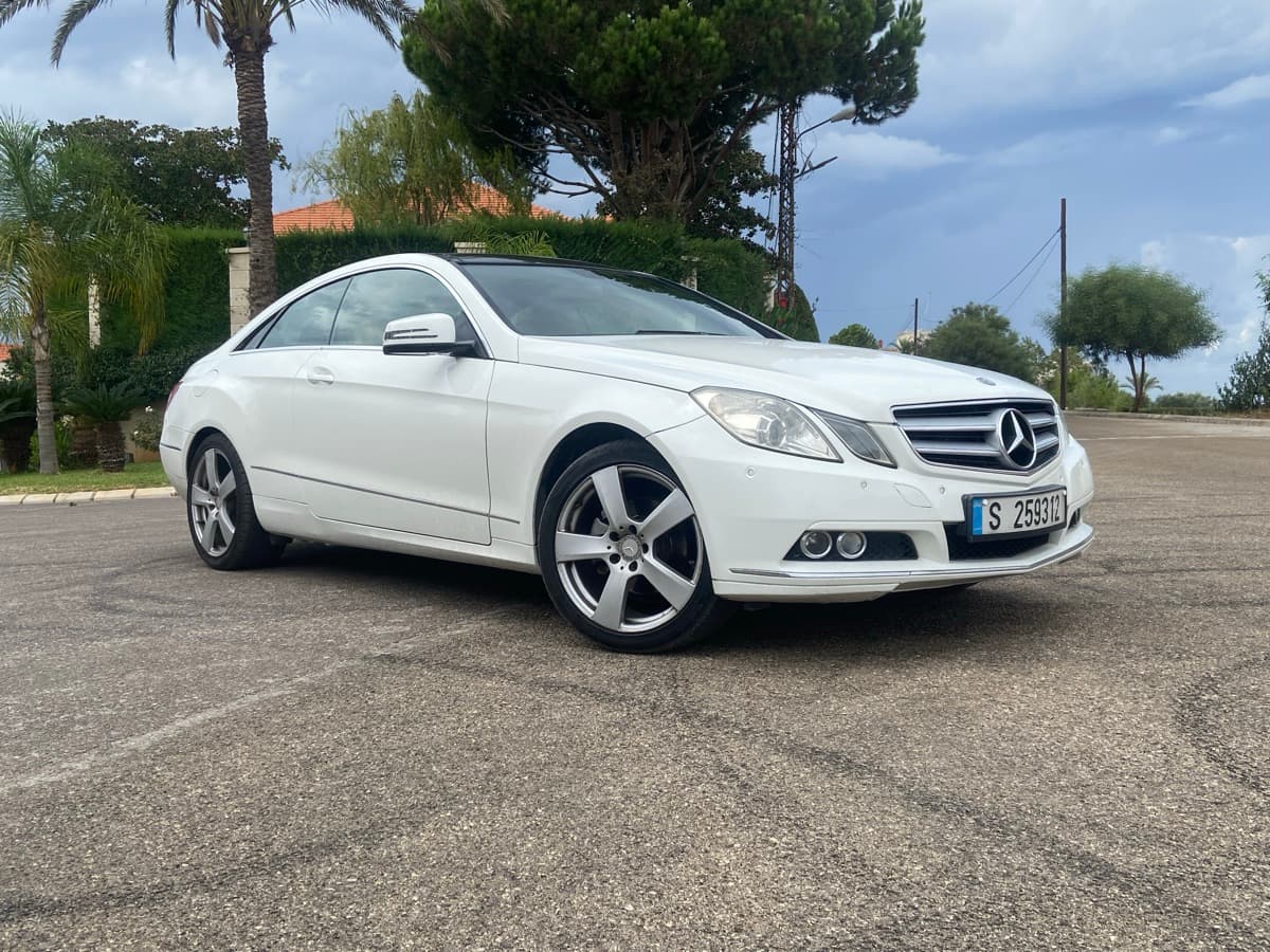 Mercedes-Benz E250