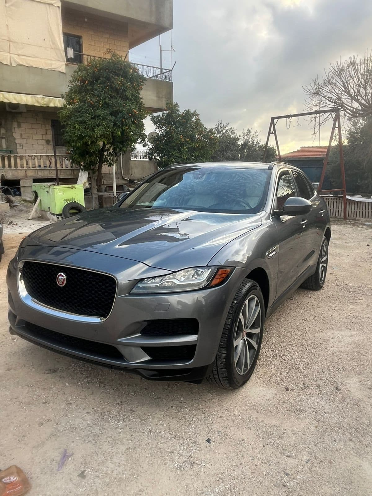 Jaguar F-PACE
