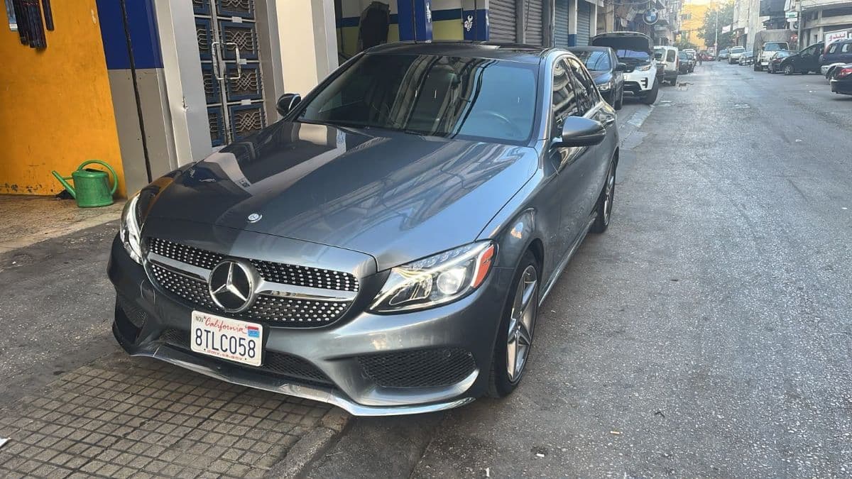 Mercedes-Benz C300 4MATIC