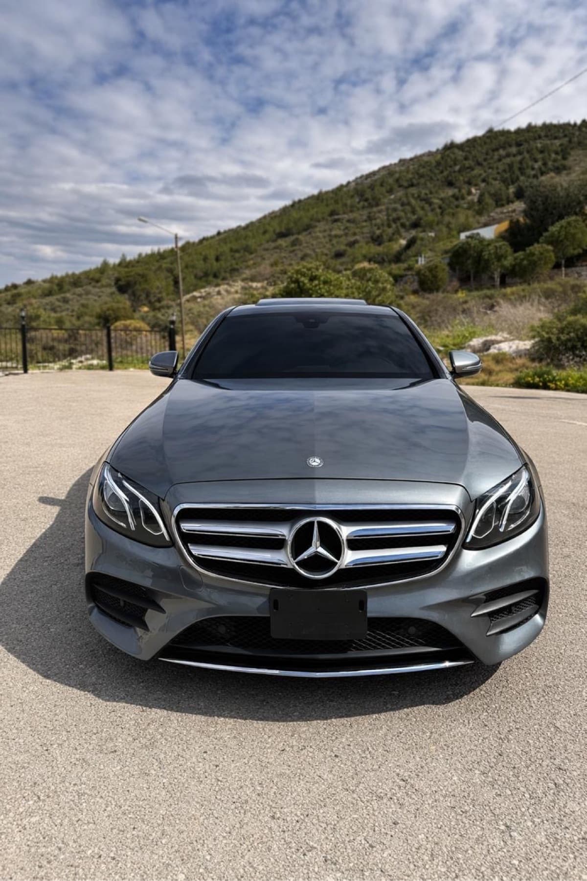 Mercedes-Benz E300 4Matic