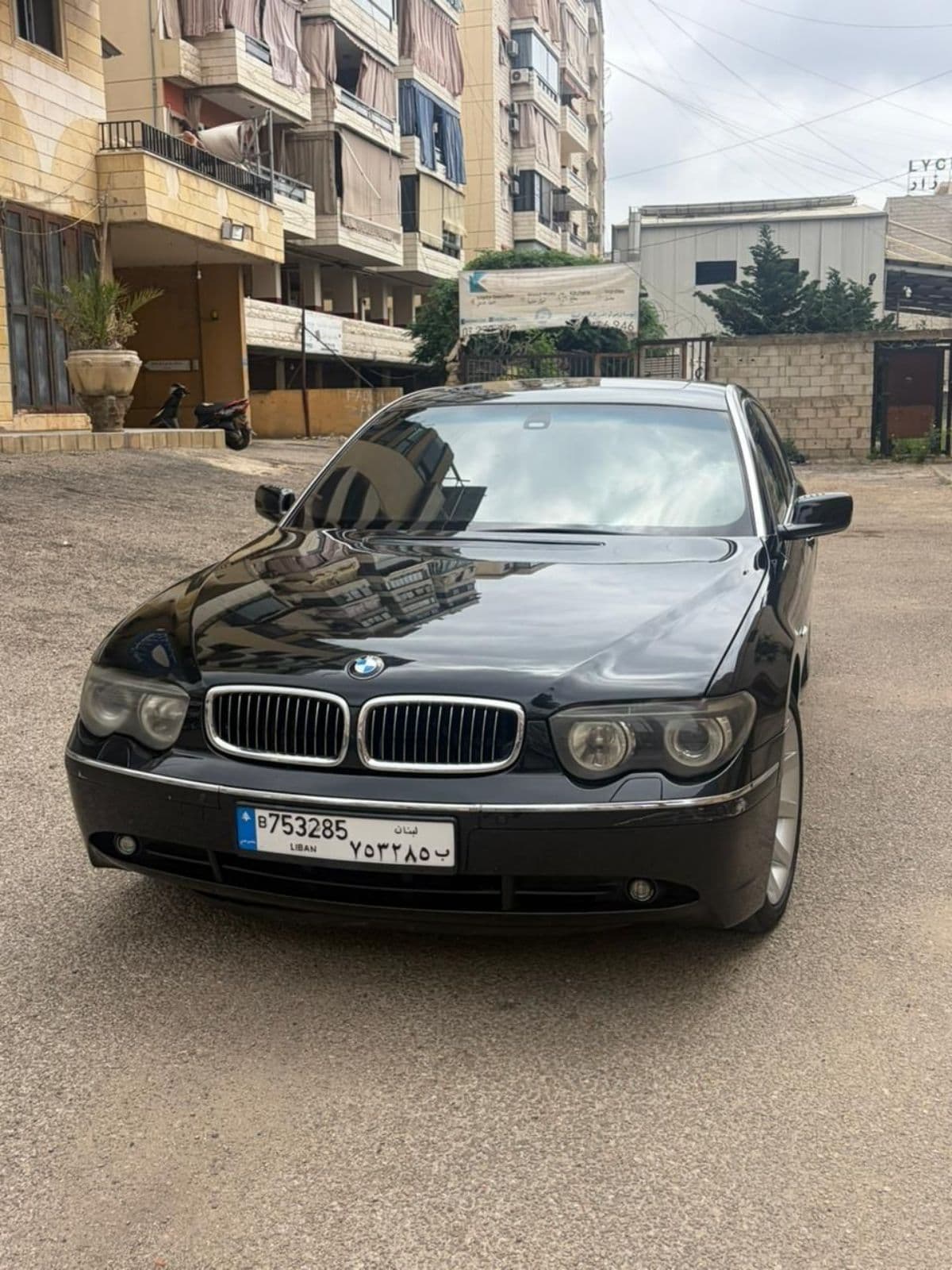BMW 745iL