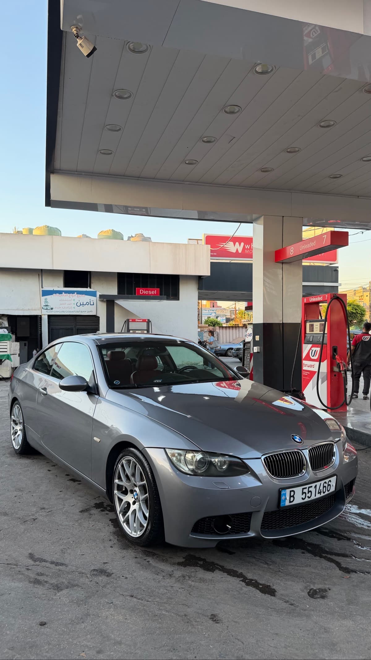 BMW 328i