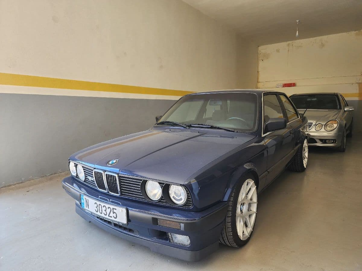 BMW 325i