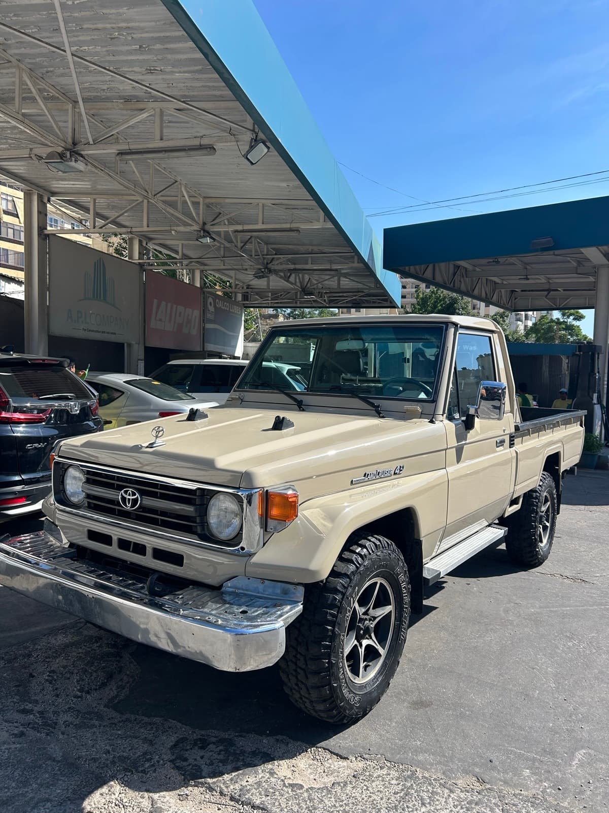 Toyota Land Cruiser