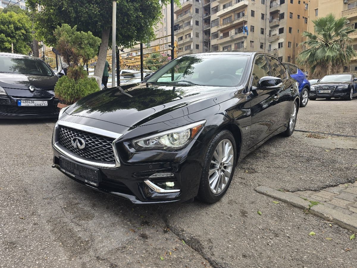 Infiniti Q50