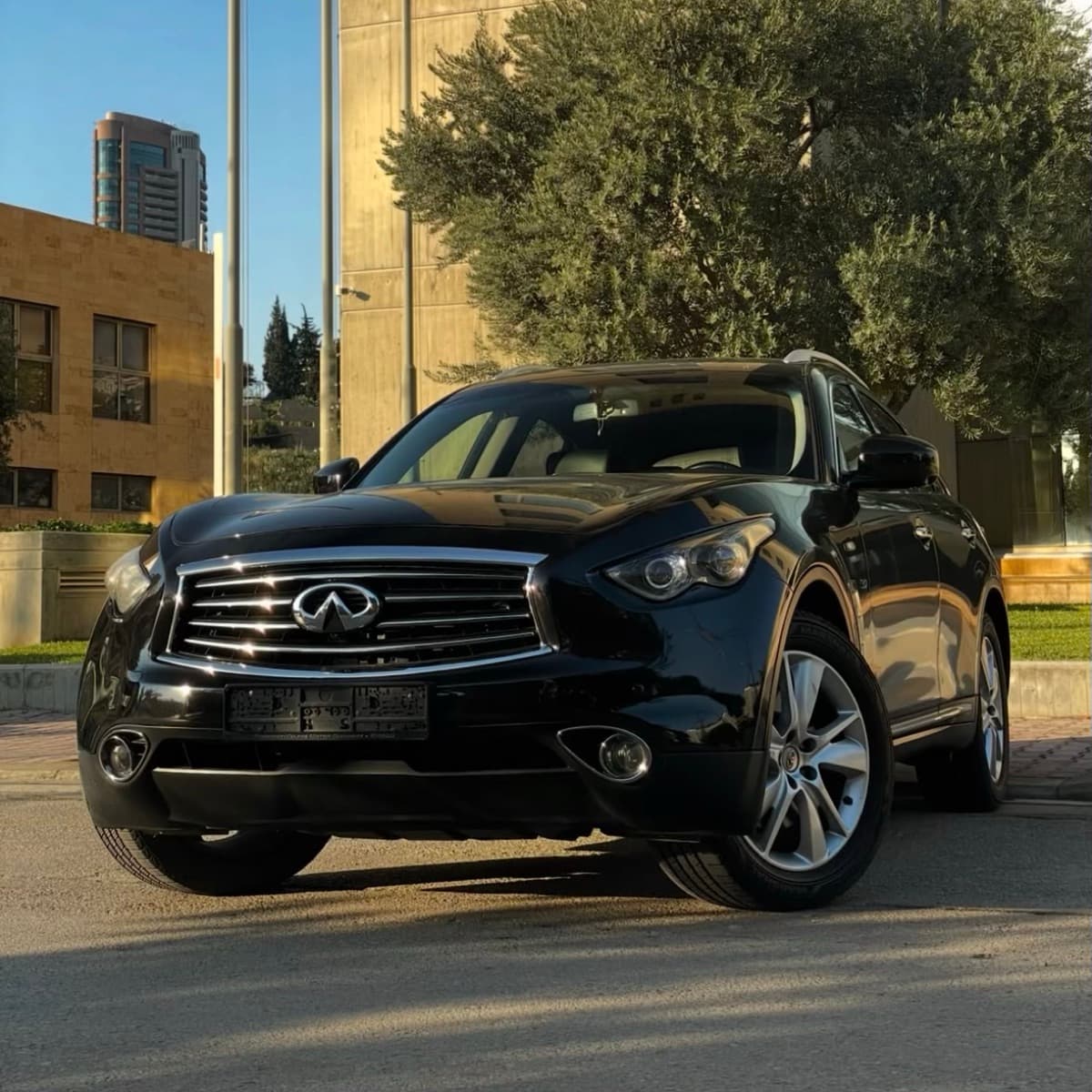 2016 Infiniti QX70