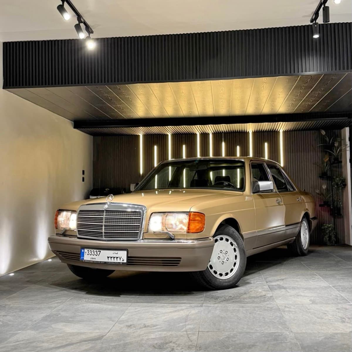 Mercedes-Benz 300 SE