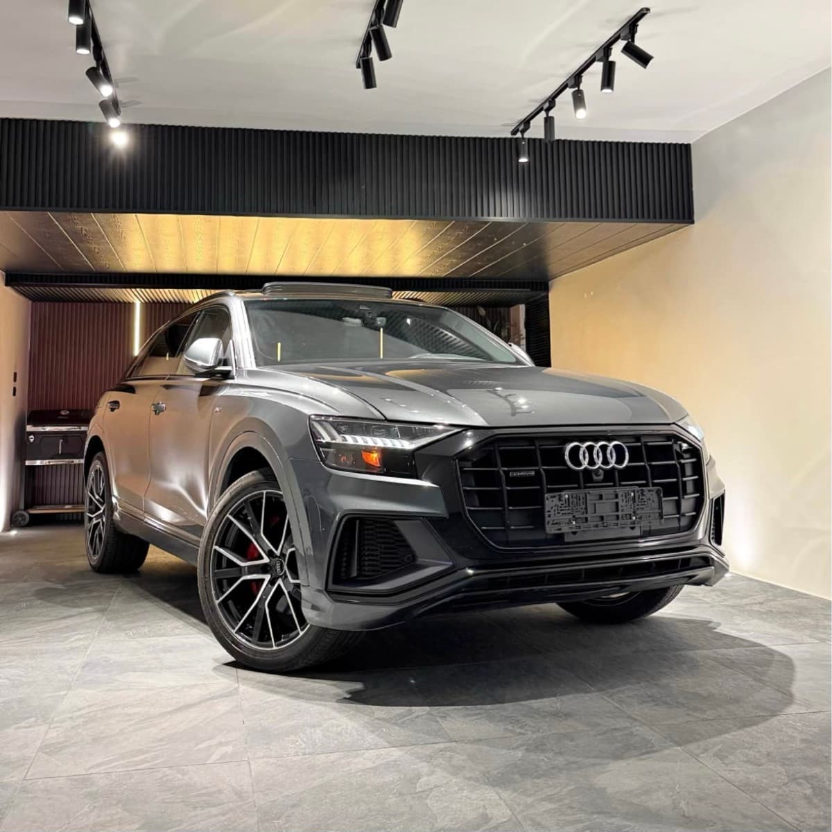 Audi Q8
