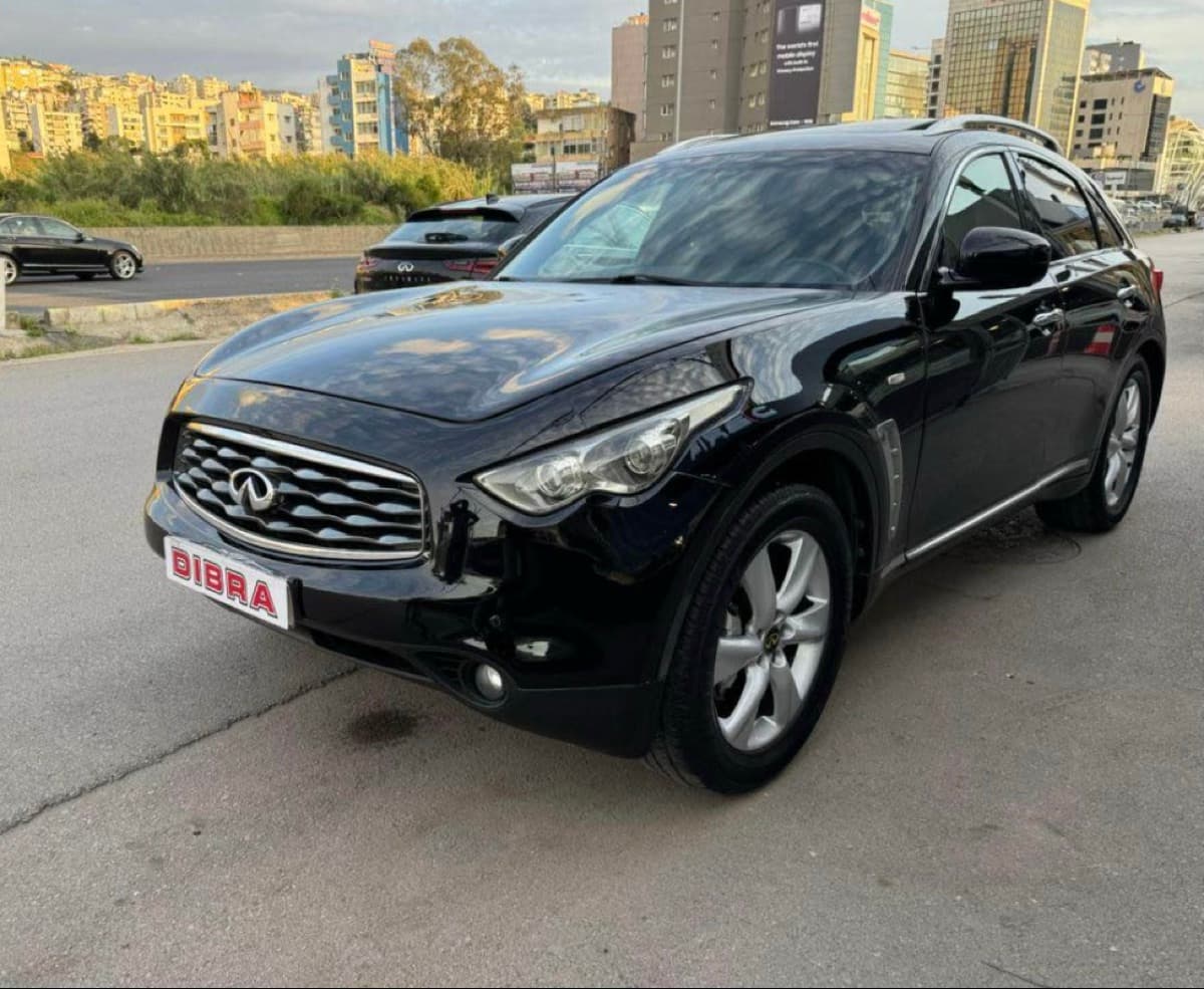 Infiniti FX35