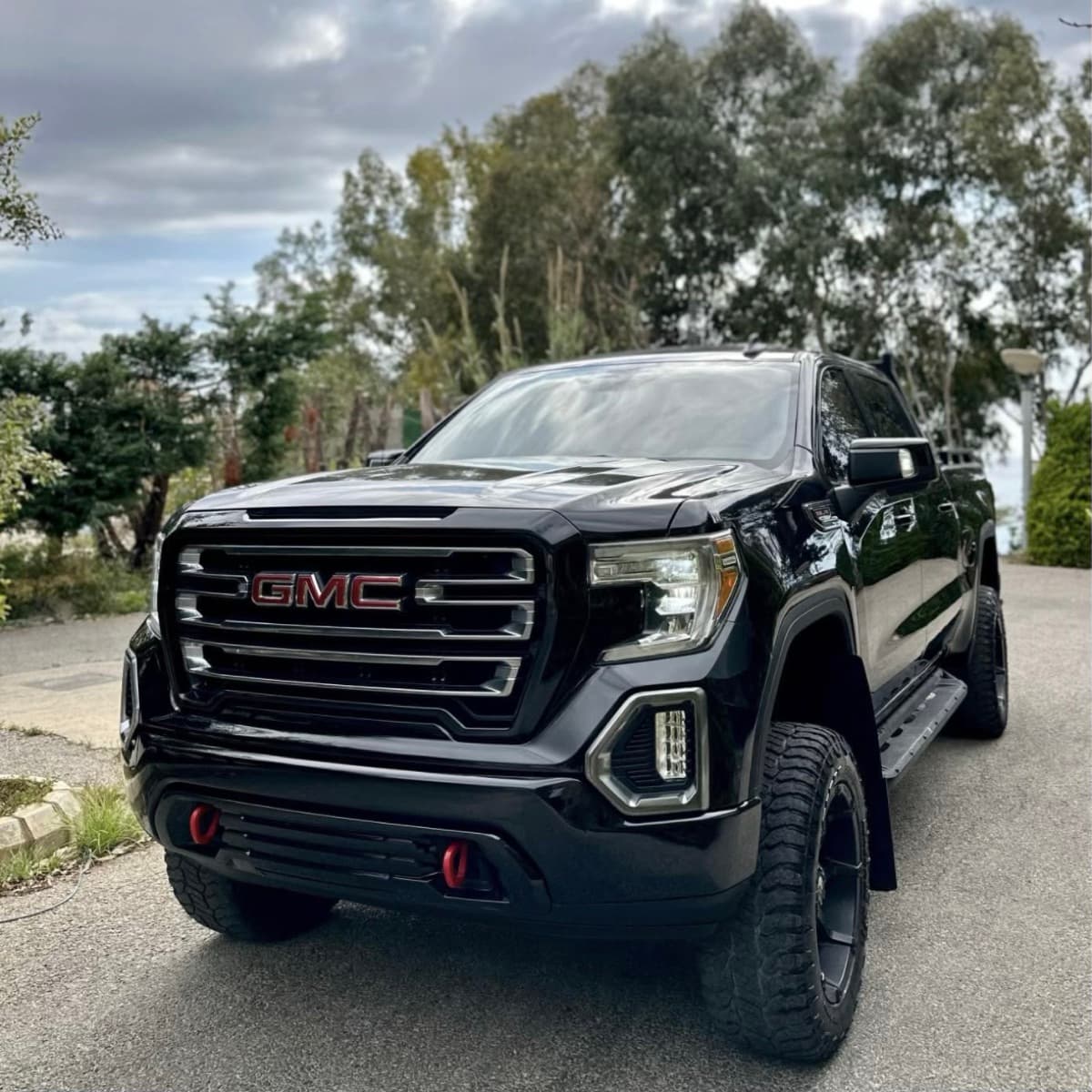 GMC Sierra