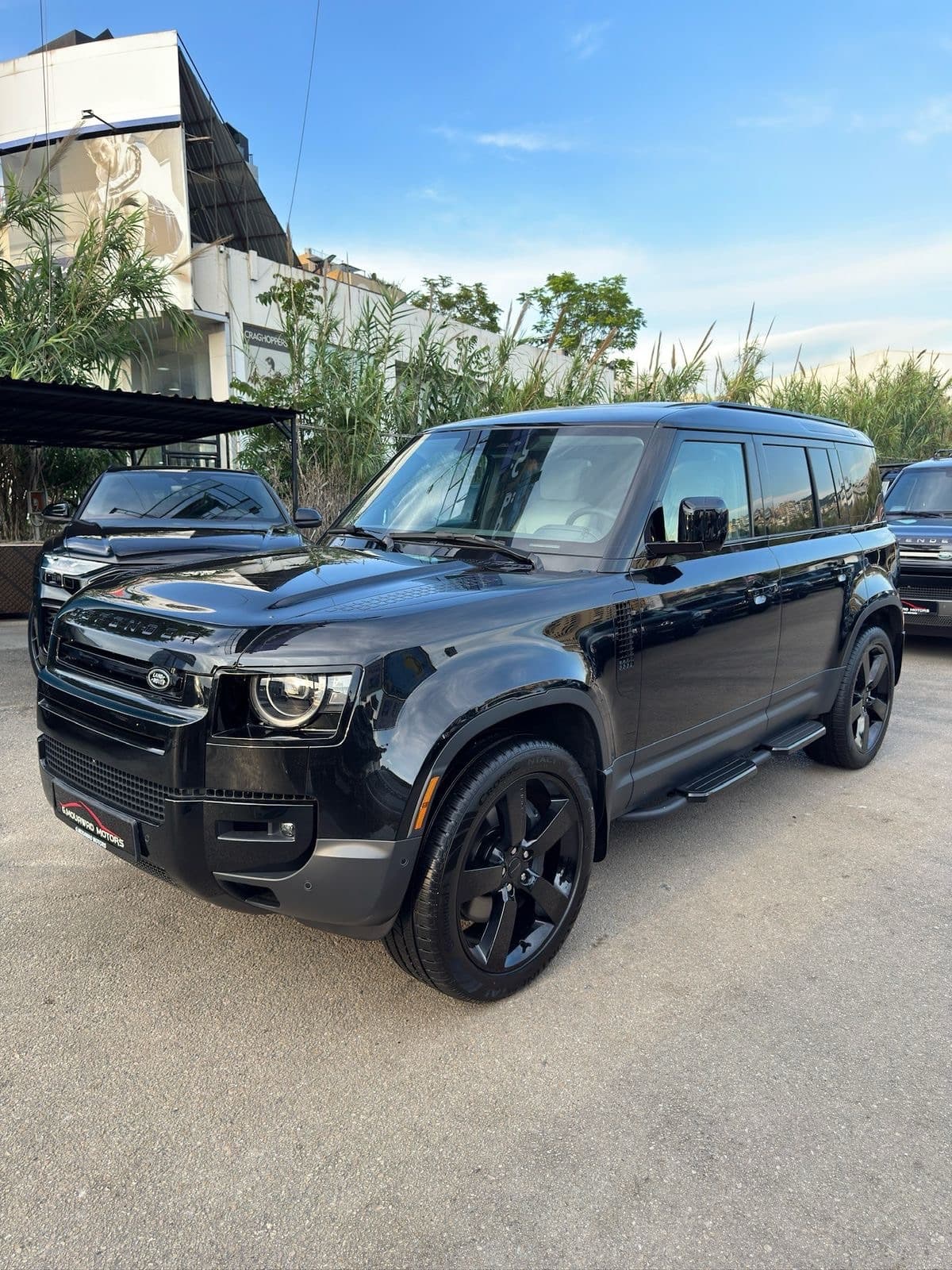 Land Rover Defender 110