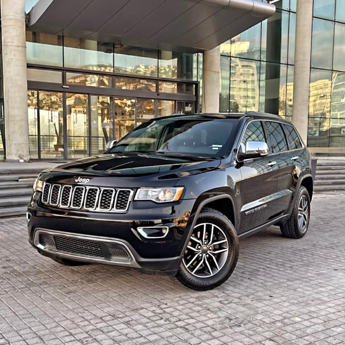 Jeep Cherokee