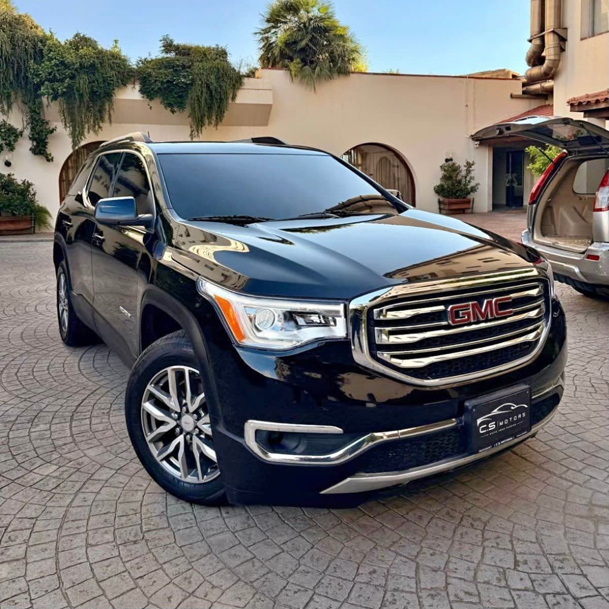 GMC Acadia