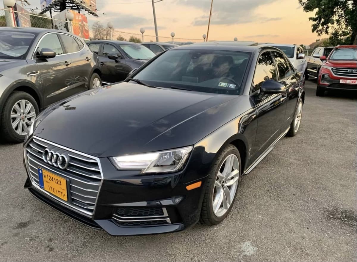 2017 Audi A4