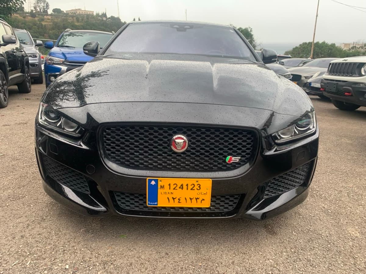 Jaguar XE S