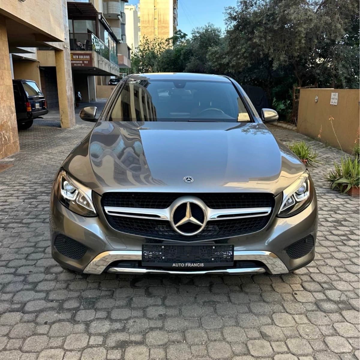 Mercedes-Benz GLC-300