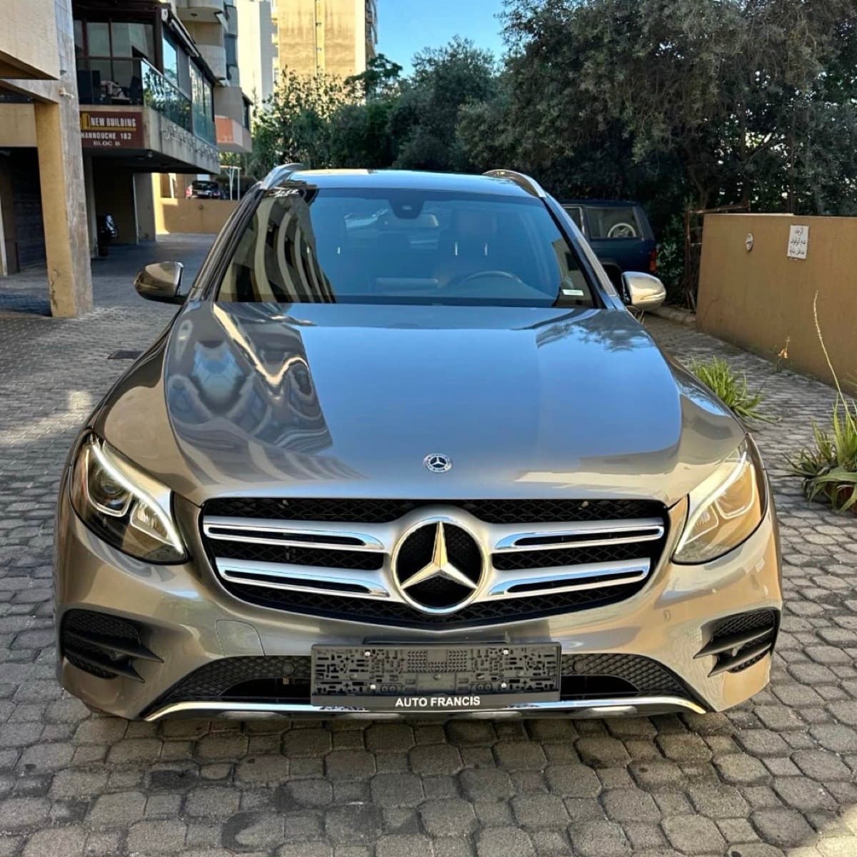 Mercedes-Benz GLC-300