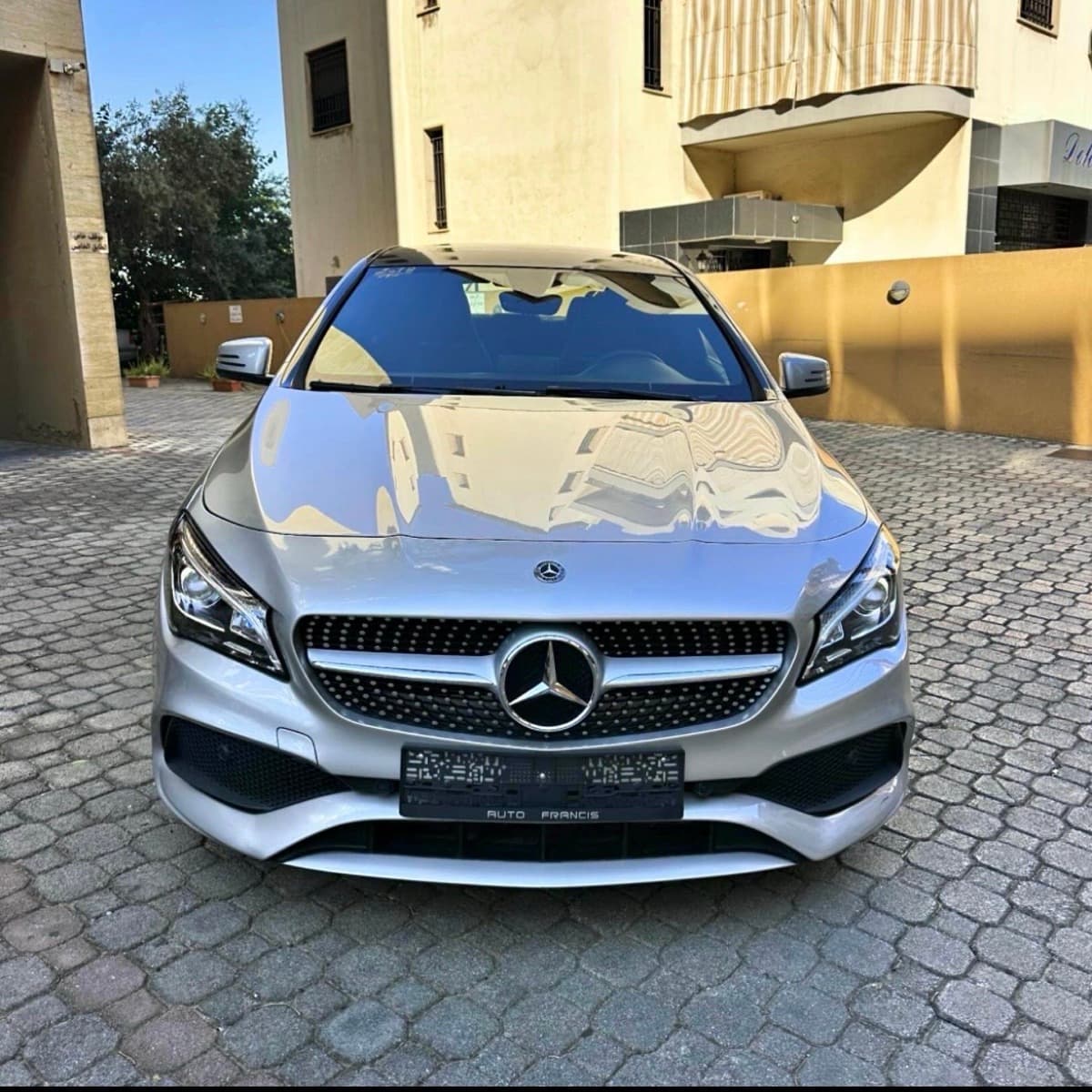 Mercedes-Benz GLA-250